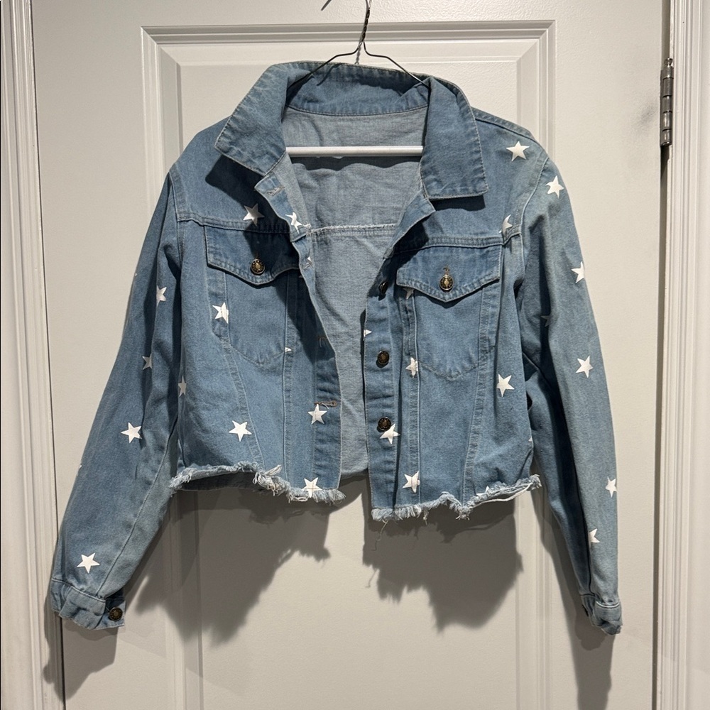 SHEIN Star-Patterned Cropped Denim Jacket size medium.
